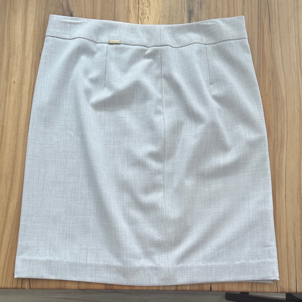 Calvin Klein Light Gray/Beige Pencil Skirt size 10p